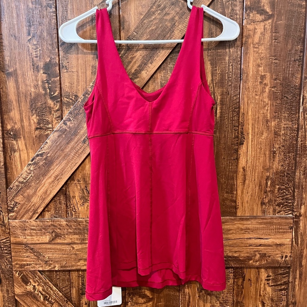 Lululemon wrappers delight Tank Top Racerback Built-In Bra Raspberry Red Workout - Picture 6 of 8